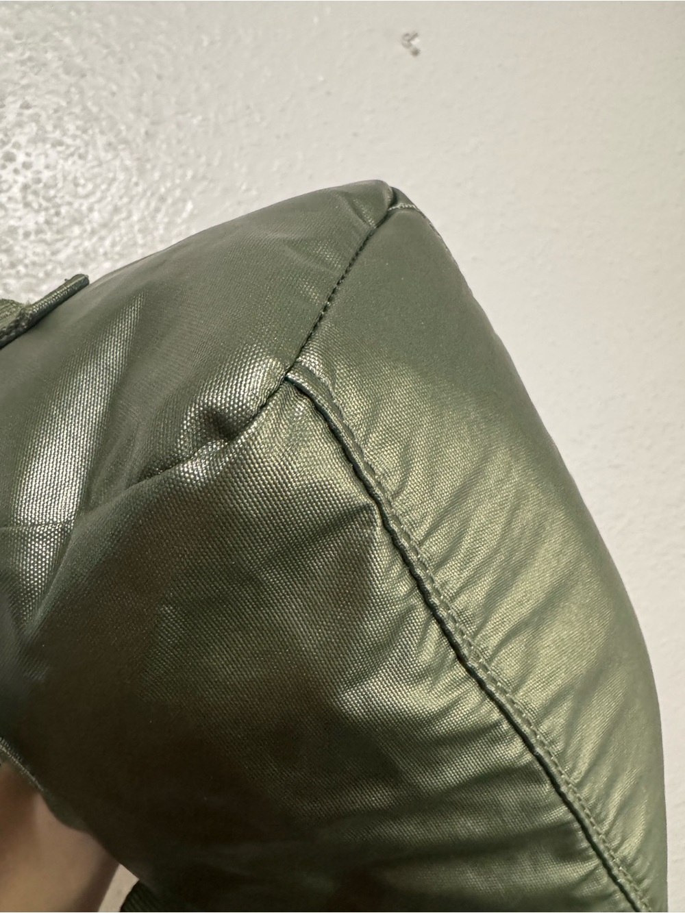 Kipling Small odette Olive Green Bag with Pom Keychain - Picture 7 of 13